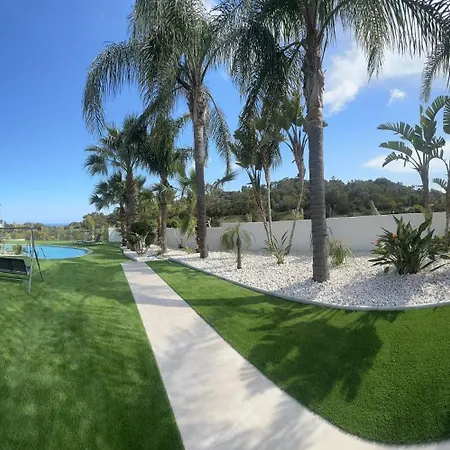 Leo's Paradise 普罗塔拉斯