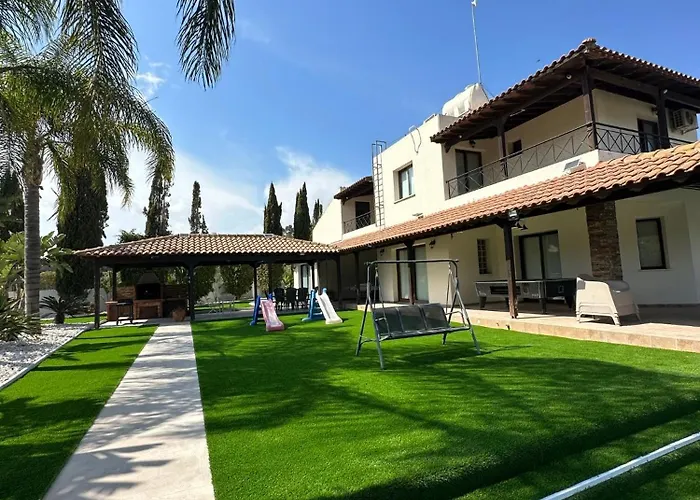 Leo's Paradise Villa Protaras