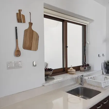 Leo's Paradise Villa *