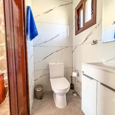 Leo's Paradise * Protaras