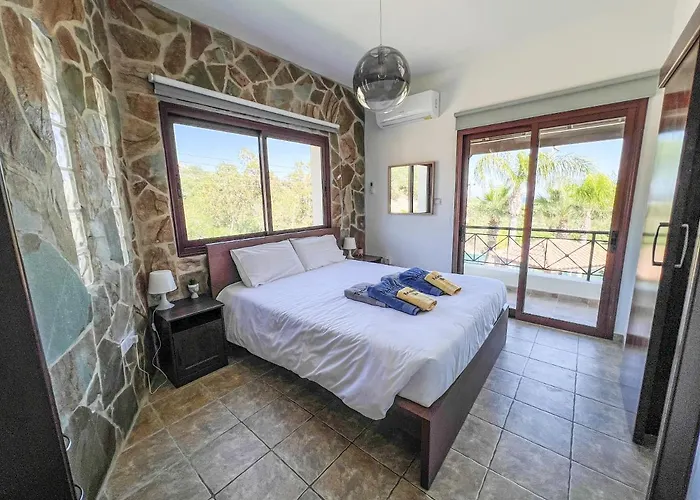 Leo's Paradise * Protaras