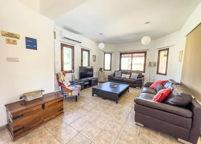 Leo's Paradise Villa